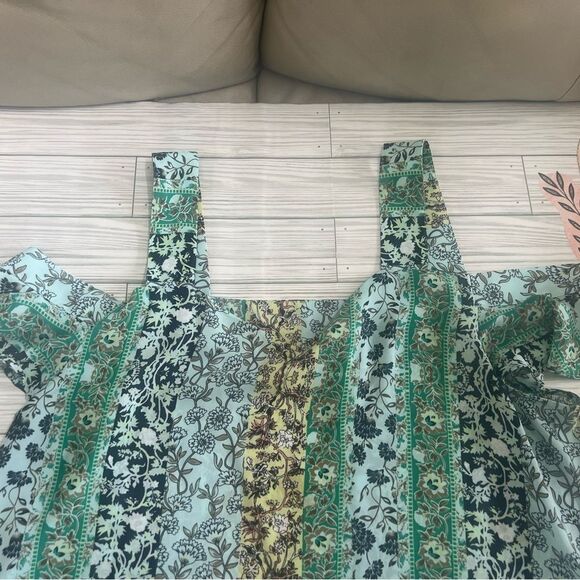 Soho Jeans Floral Green Off-Shoulder Top, cold shoulder, boho - Picture 5 of 7